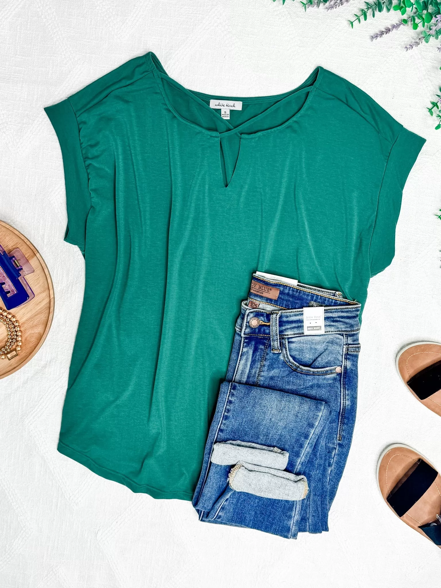 Criss Cross Front Top In Emerald