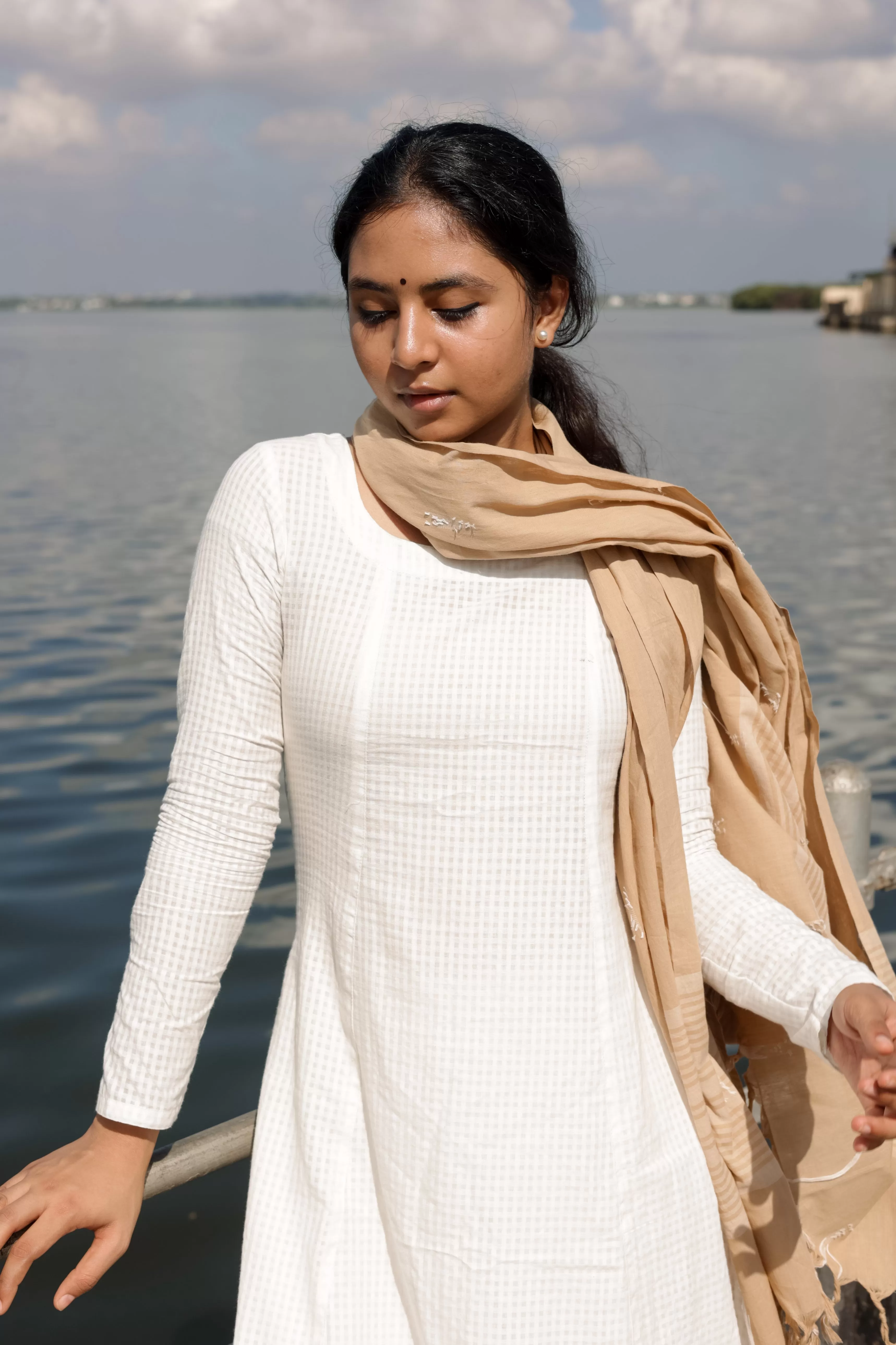 Jodi Simran White (Kurti Dupatta)