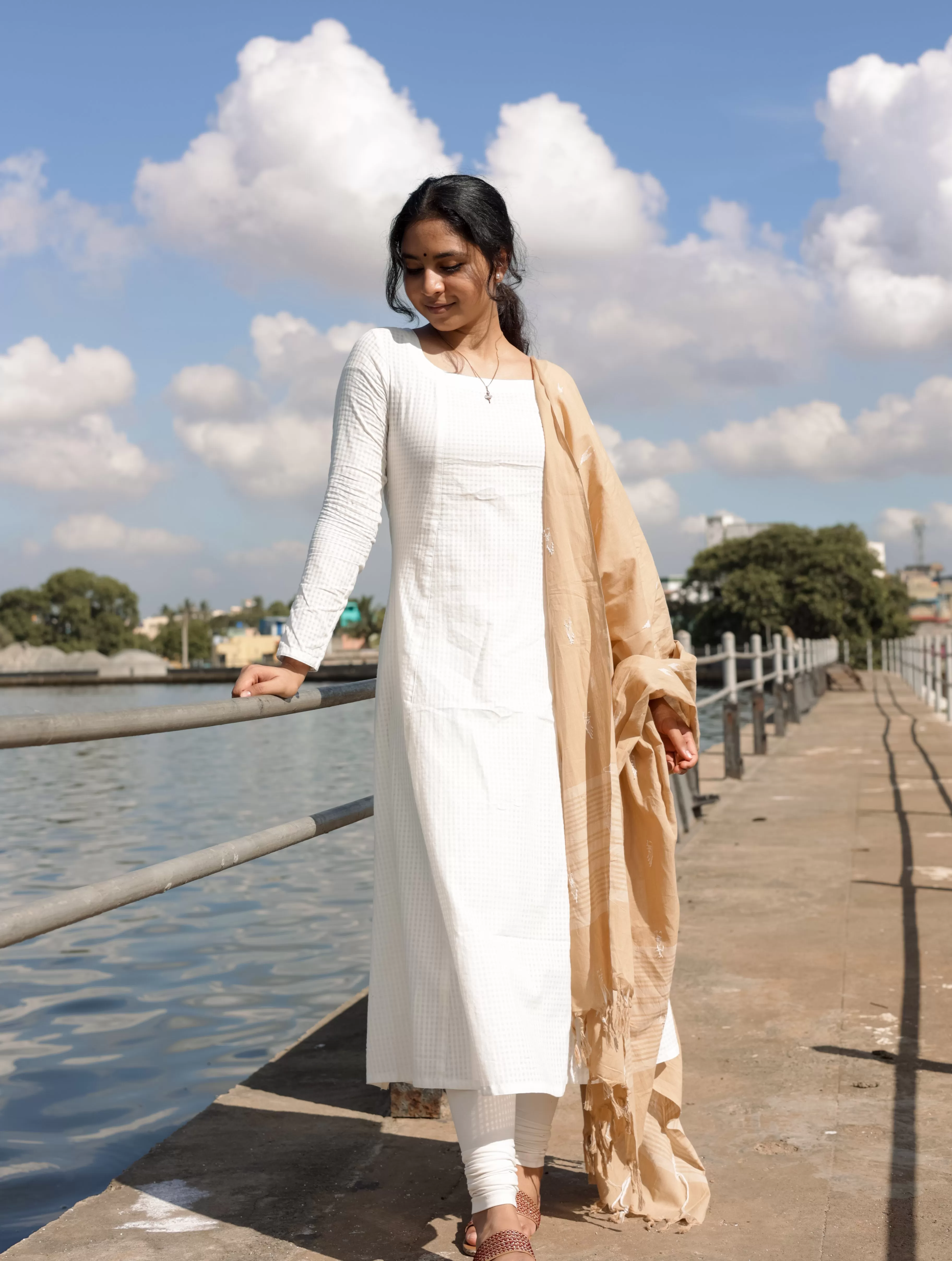 Jodi Simran White (Kurti Dupatta)