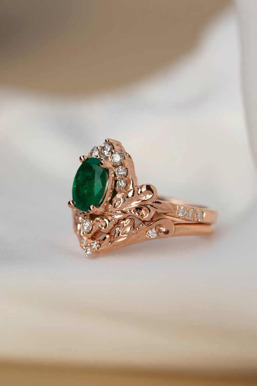 Natural emerald and diamonds bridal ring set, baroque inspired rose gold engagement ring set / Sophie