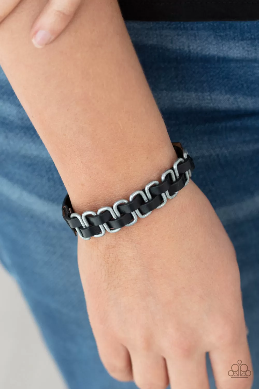 Paparazzi Gone Rogue - Silver Urban Bracelet