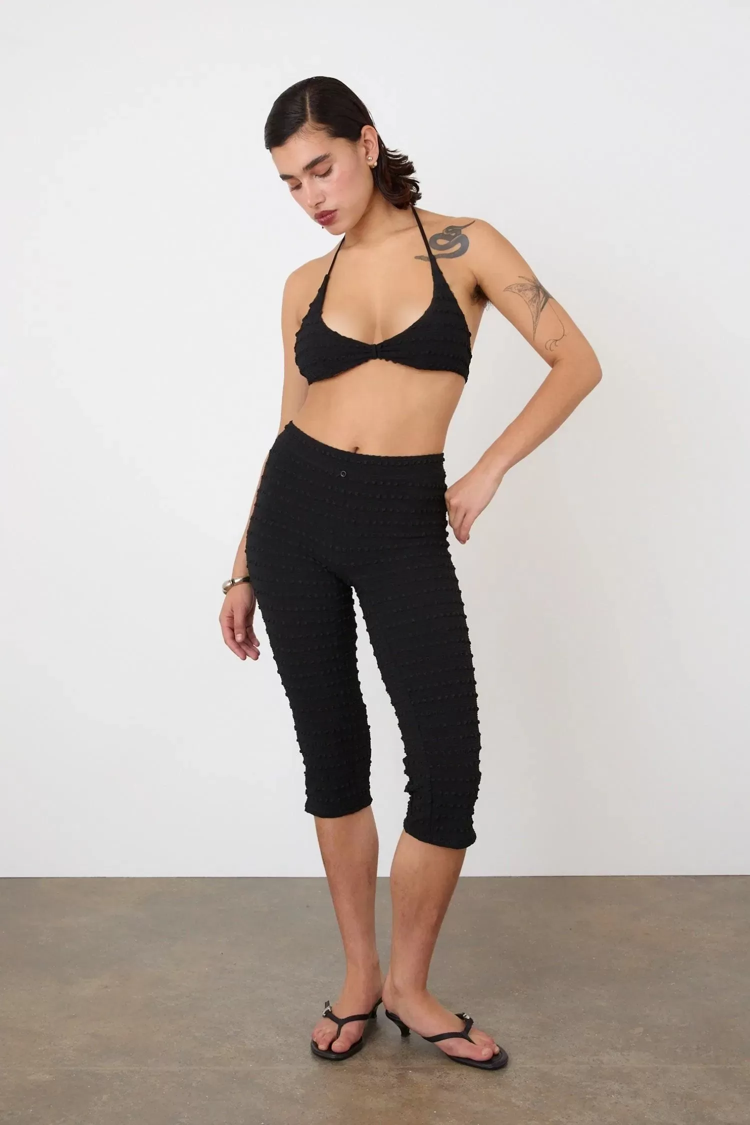 The Cindy Capris, Black