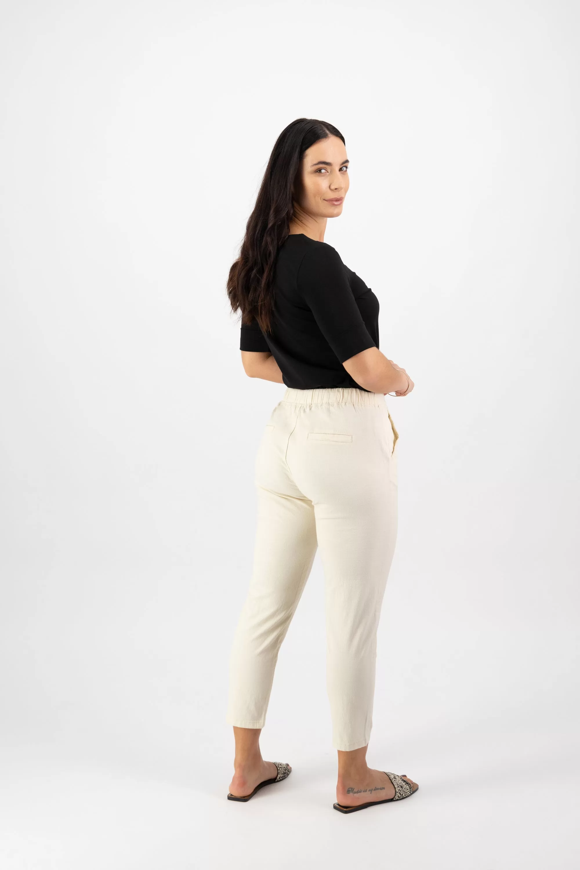 Vassalli 7/8 Length Leg Elastic Waist Pant - Ecru